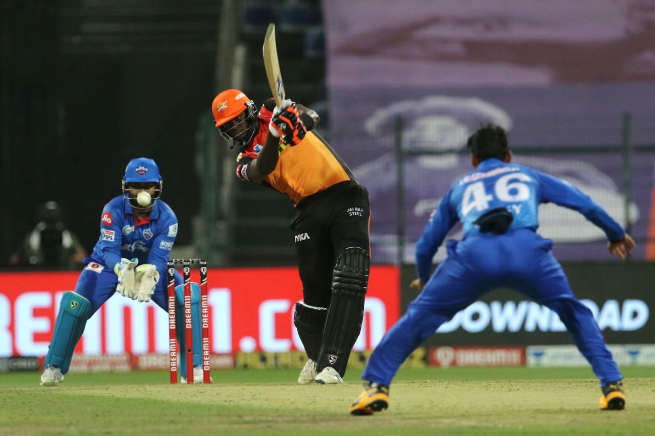 Jason Holder drills one past the bowler, Delhi Capitals vs Sunrisers Hyderabad, IPL 2020, Qualifier 2, Abu Dhabi, November 8, 2020