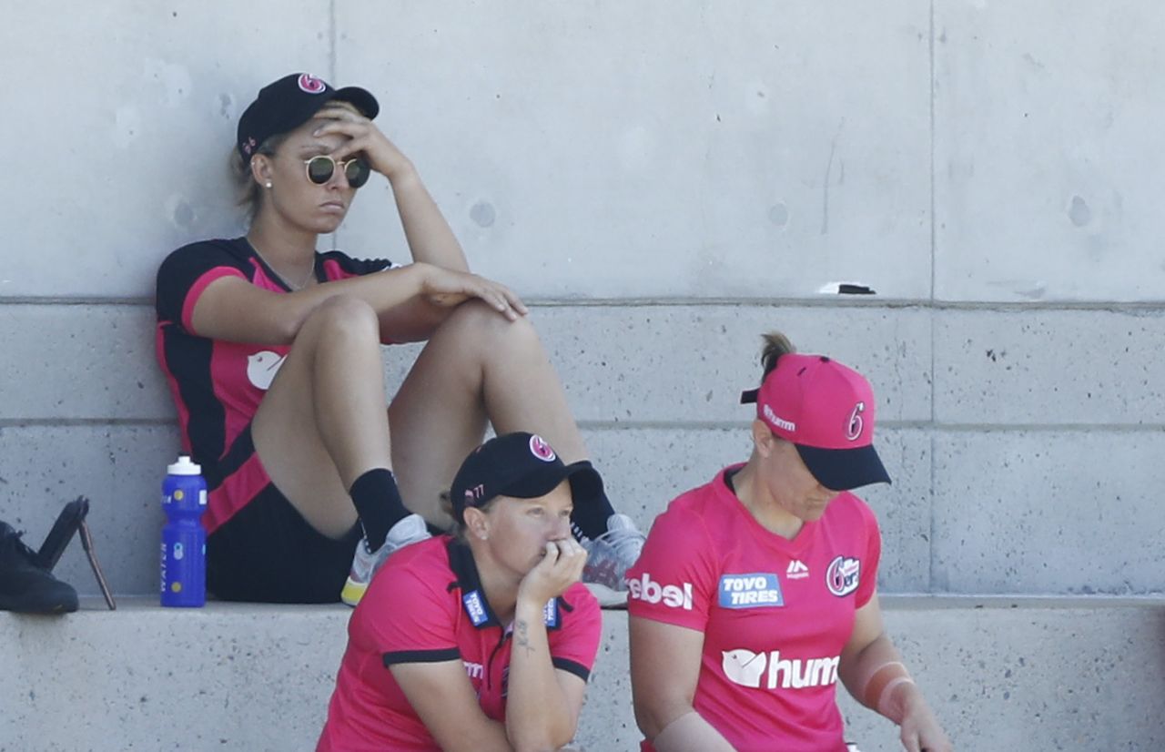 Ashleigh Gardner looks on after being ruled out with concussion concerns, Adelaide Strikers Women vs Sydney Sixers Women, WBBL 06, Drummoyne Oval, Sydney, 15 November 2020