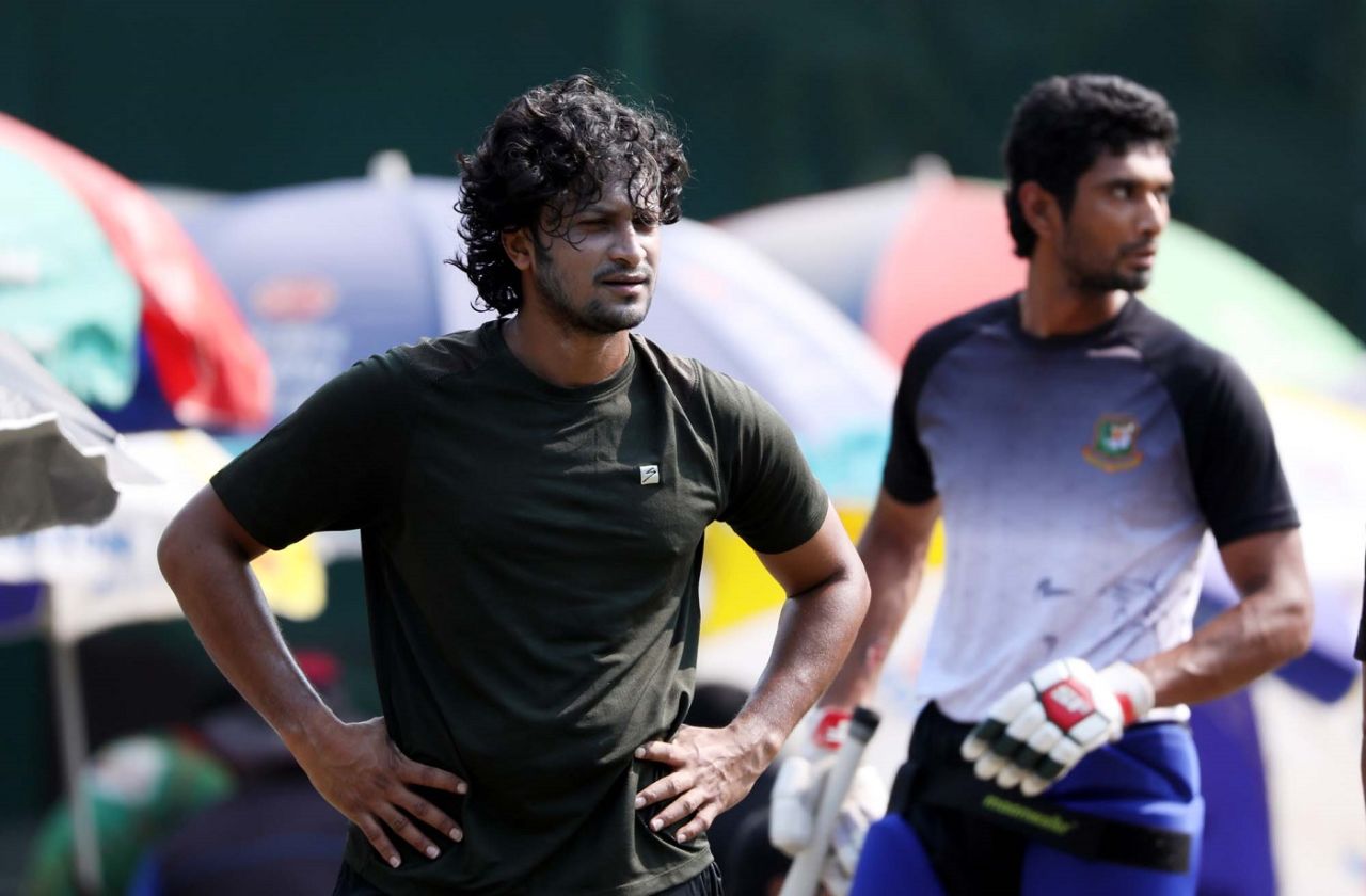 Gemcon Khulna's Shakib al Hasan and Mahmudullah (in the background) gear up for the Bangabandhu T20 Cup, Mirpur, November 18, 2020