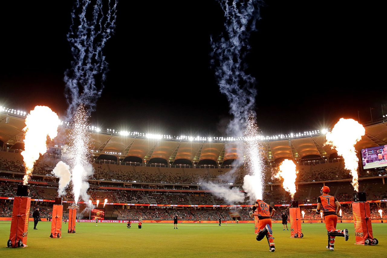 Perth Stadium will see cricket in the new year