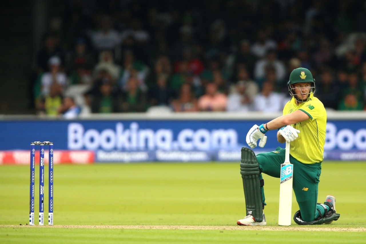 David Miller takes a breather during South Africa's World Cup clash with Pakistan at Lord's. , Pakistan v South Africa, World Cup 2019, Lords, June 7, 2019