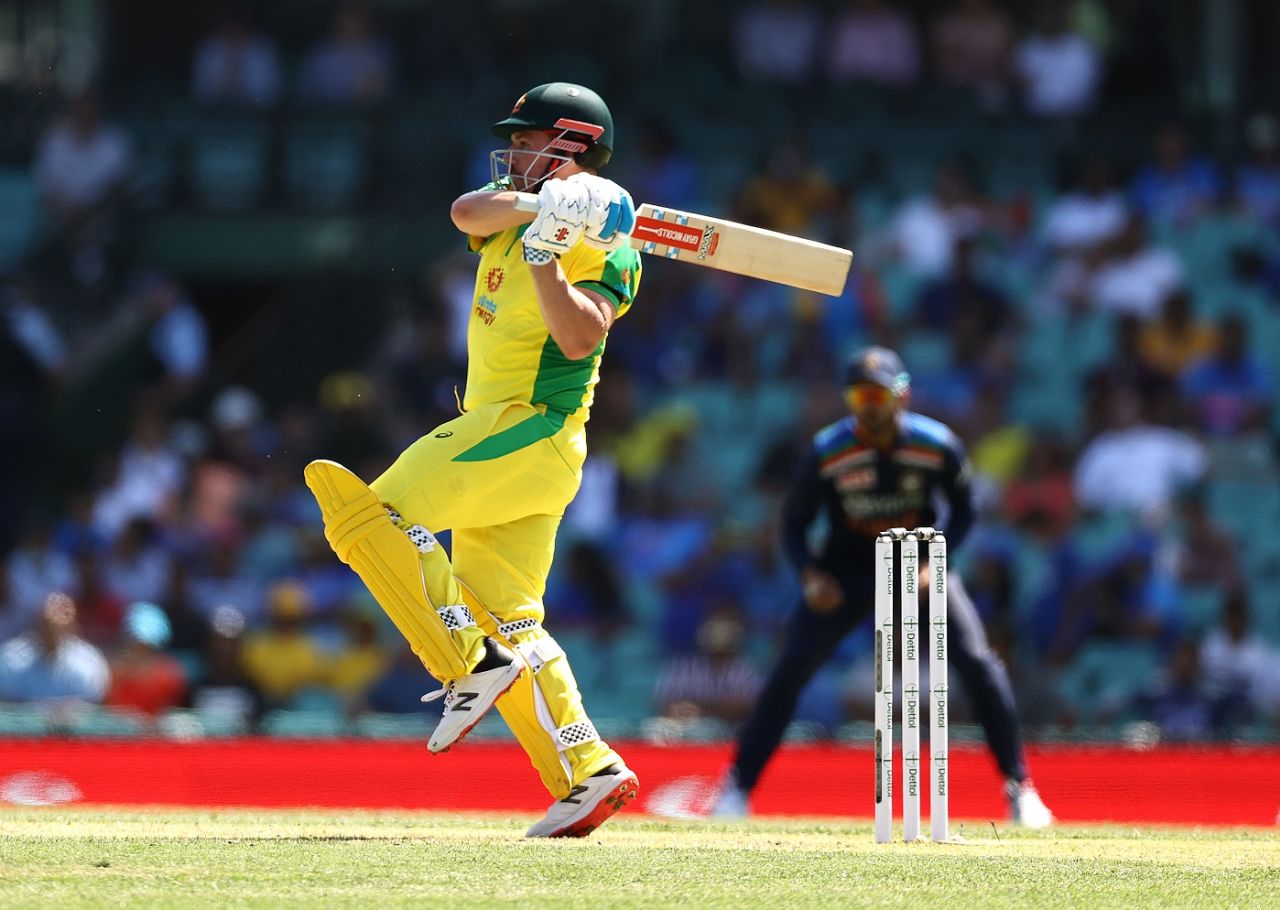 Aaron Finch goes on the attack, Sydney, Australia vs India, 1st ODI, November 27, 2020