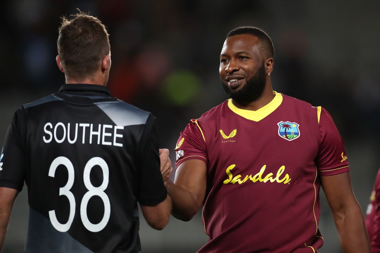 Tim Southee and Kieron Pollard greet each other after New Zealand beat West Indies in the first T20I, New Zealand vs West Indies, 1st T20I, Auckland, November 27, 2020