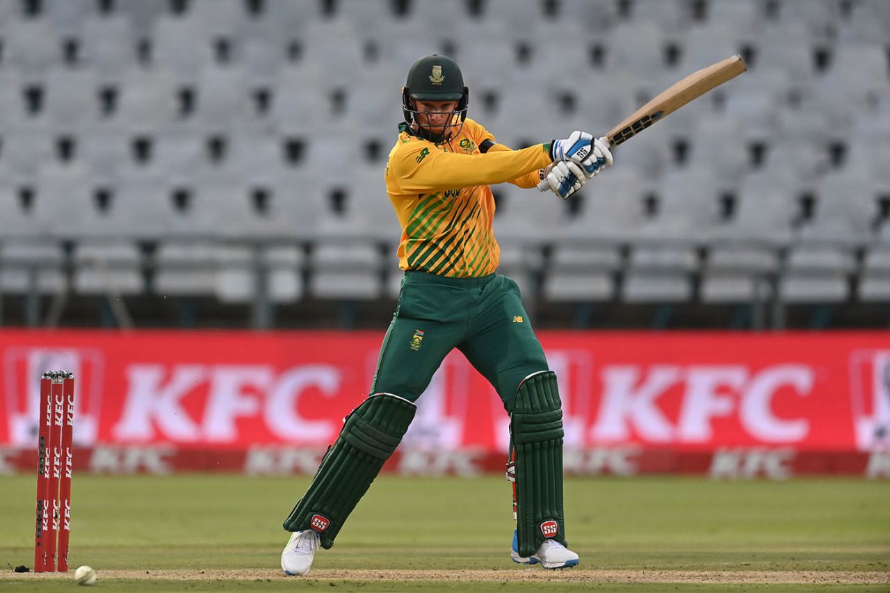Rassie van der Dussen rides a cut shot, South Africa v England, 1st T20I, Cape Town, November 27, 2020