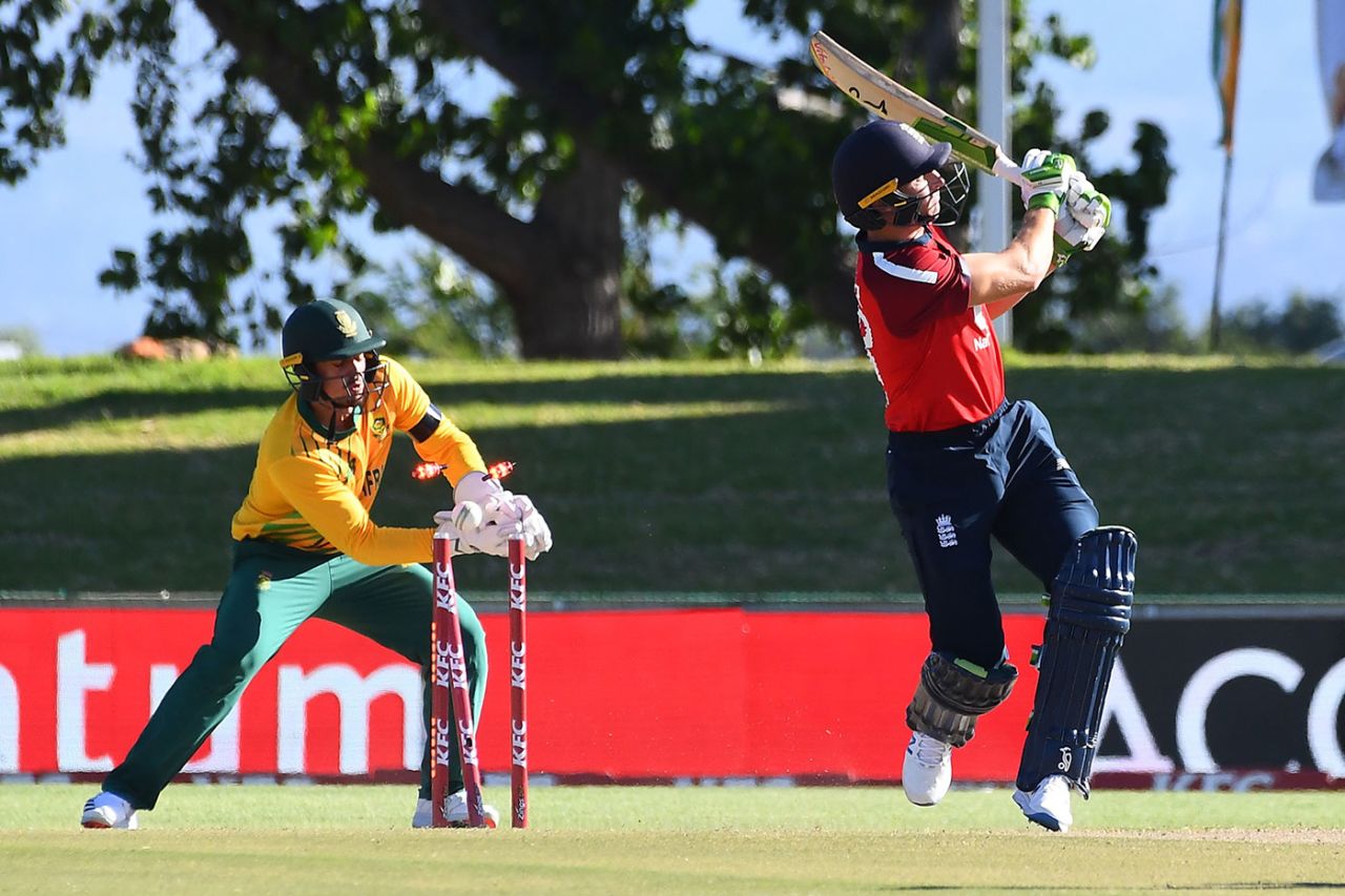 Jos Buttler swings through the line and is bowled, South Africa vs England, 2nd T20I, Paarl, November 29, 2020