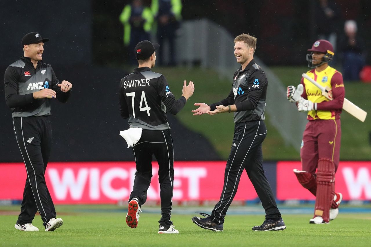 Lockie Ferguson celebrates with team-mates as Brandon King walks back, New Zealand vs West Indies, 3rd T20I, Mount Maunganui, November 30, 2020