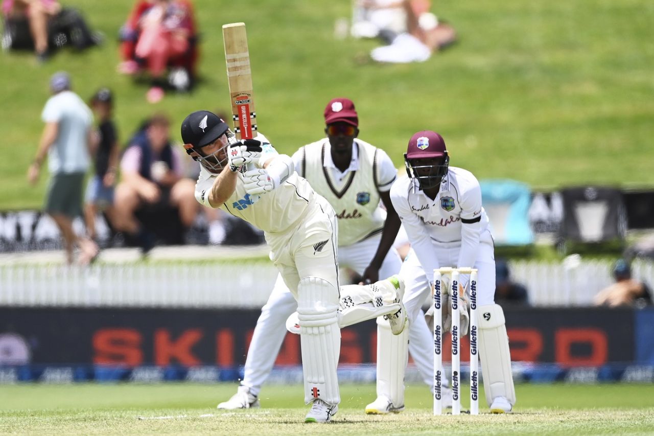 Kane Williamson flicks one on the leg side, New Zealand vs West Indies, 1st Test, Hamilton, 2nd day, December 4, 2020