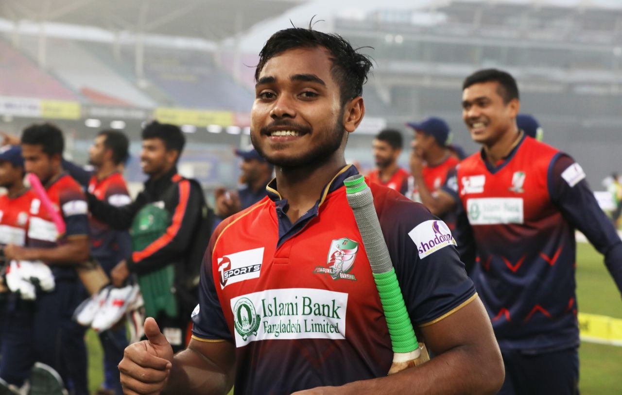 Parvez Hossain Emon is all smiles, Fortune Barishal vs Minister Rajshahi, Bangabandhu T20 Cup, December 8, 2020