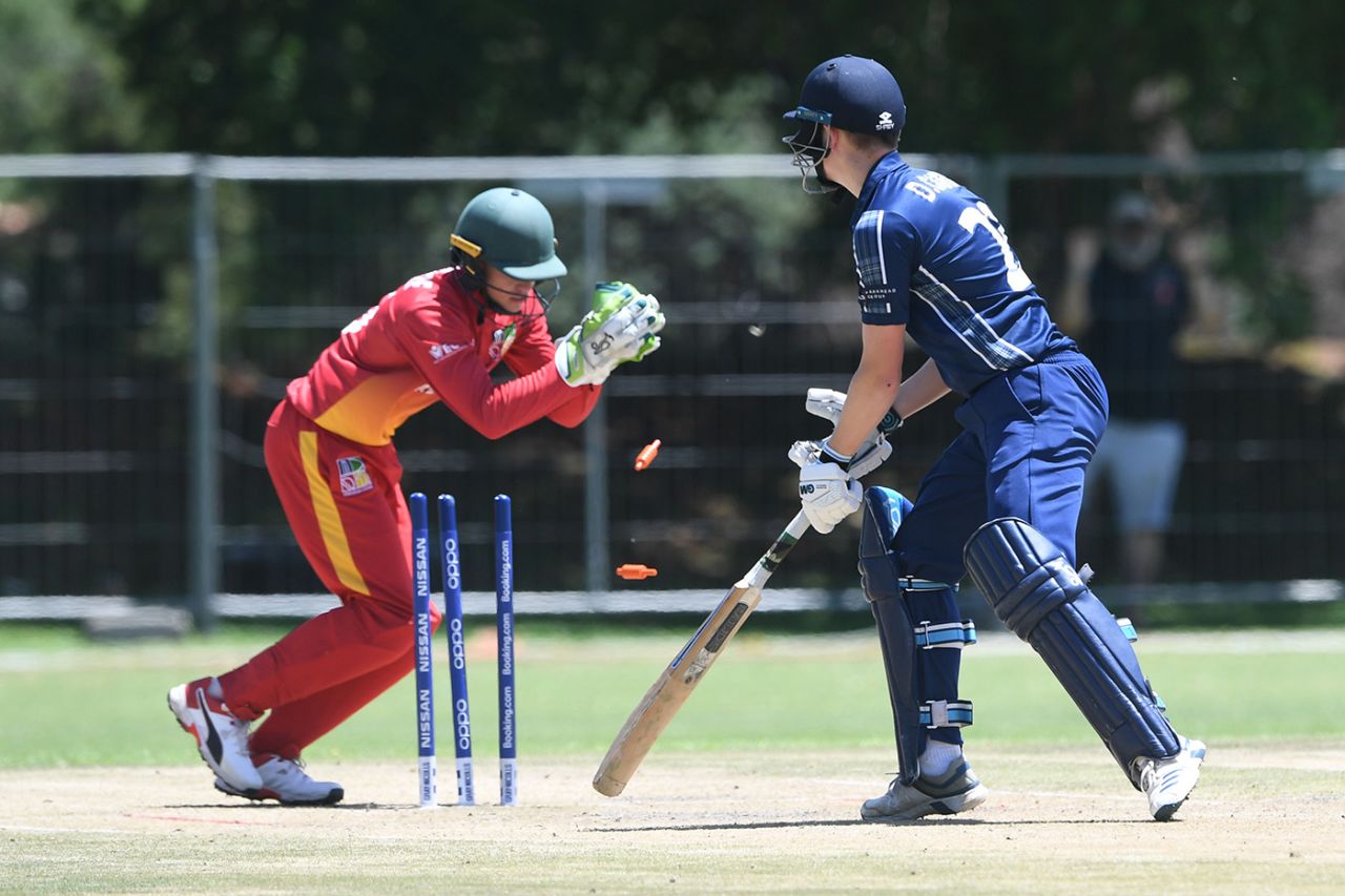 Dane Schadendorf completes a stumping, Zimbabwe vs Scotland, Under-19 World Cup, January 25, 2020