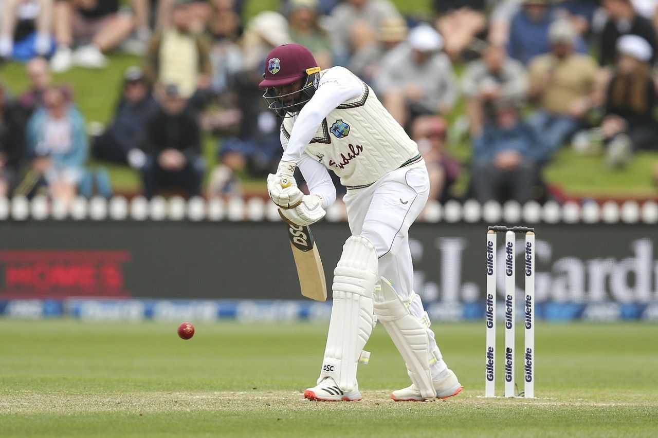 Shamarh  Brooks keeps his eyes on the ball, New Zealand vs West Indies, 2nd Test, Wellington, 3rd day, December 13, 2020