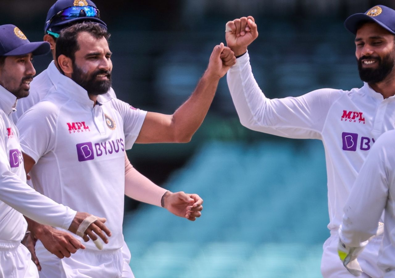 Mohammed Shami dismissed both Australia A openers cheaply, Australia A v Indians, day-night tour match, third day, Sydney, December 13, 2020