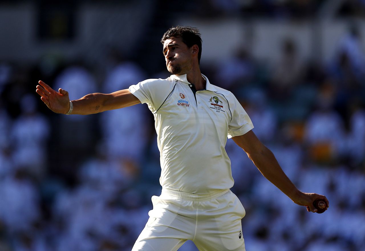 Mitchell Starc bowls , Australia v Pakistan, 1st Test, Brisbane, November 23, 2019