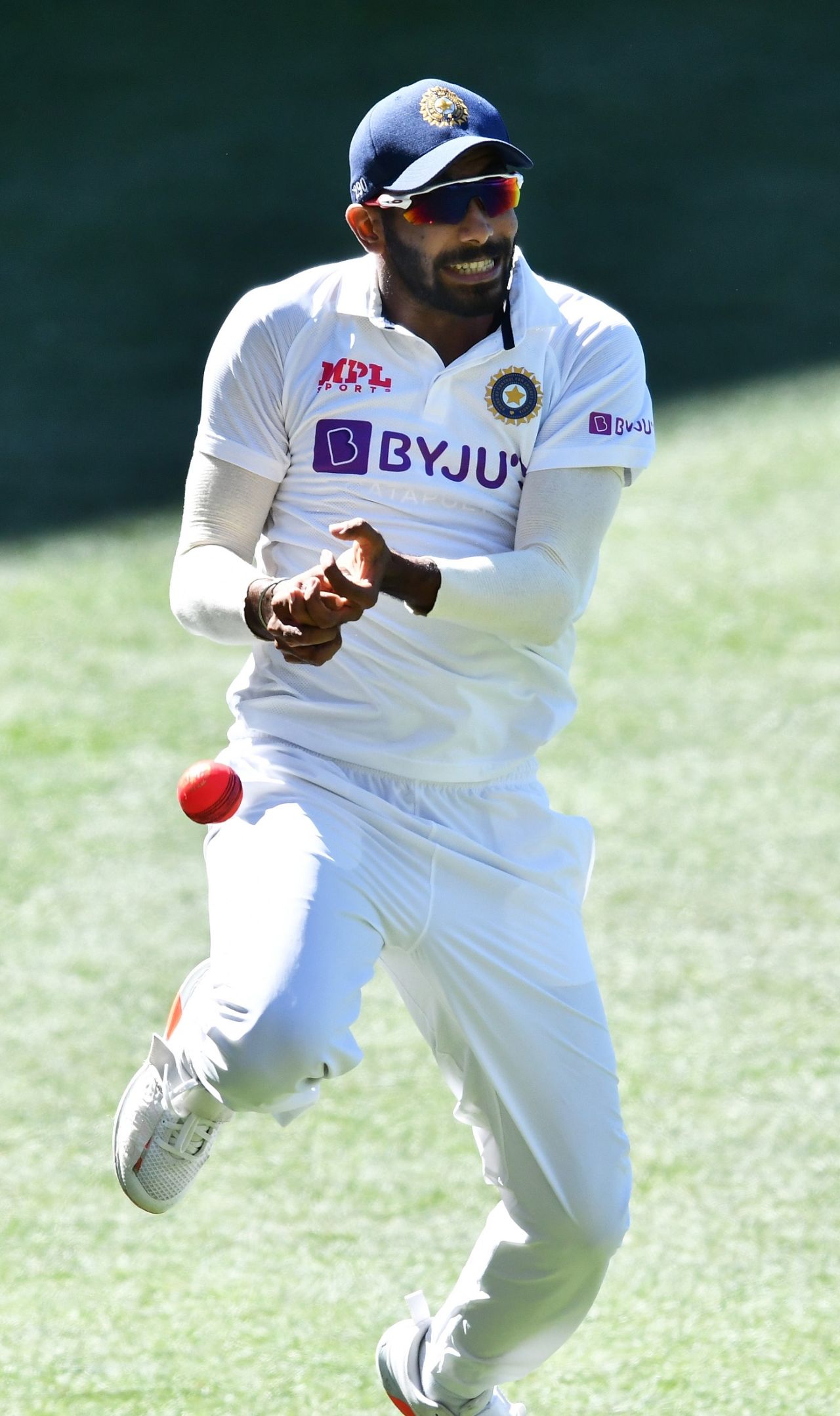 Jasprit Bumrah drops Marnus Labuschagne at fine-leg, Australia vs India, 1st Test, Adelaide, 2nd day, December 18, 2020
