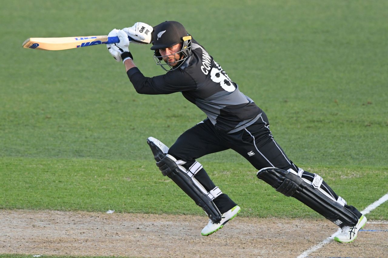 Devon Conway picks out a gap through point, New Zealand vs Pakistan, 3rd T20I, Napier, December 22, 2020