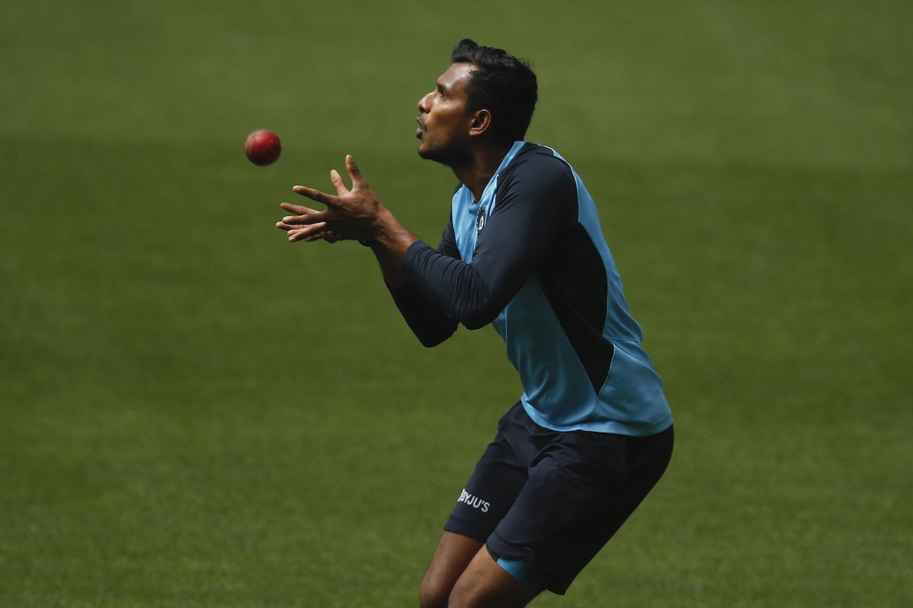 T Natarajan pouches one during a training session, Melbourne, December 23, 2020