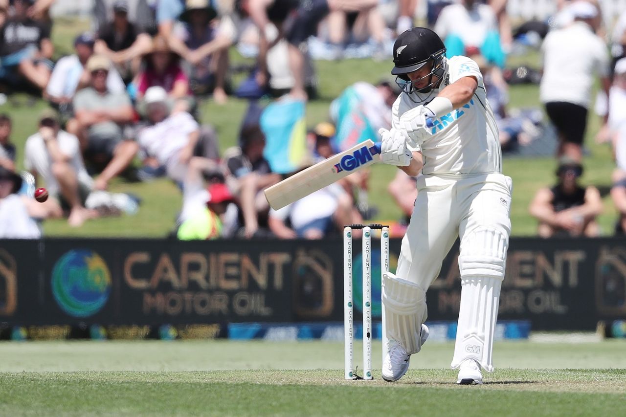 Ross Taylor punishes some width on offer, New Zealand vs Pakistan, 1st Test, Mount Maunganui, 1st day, December 26, 2020