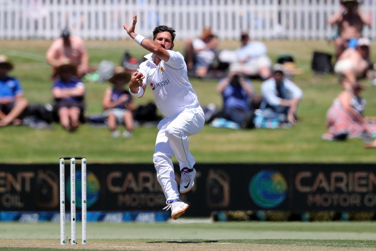 Yasir Shah runs in to bowl, New Zealand vs Pakistan, 1st Test, Mount Maunganui, 2nd day, December 27, 2020