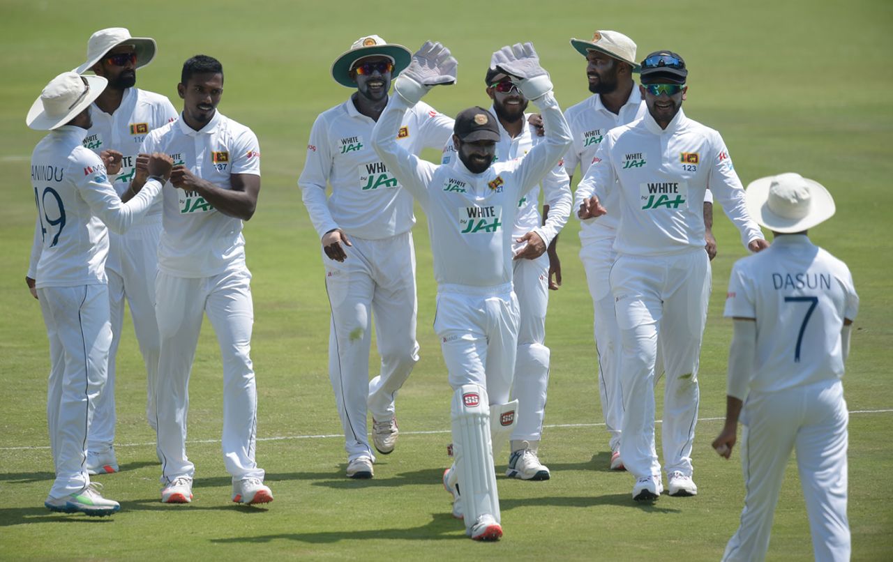 Vishwa Fernando made the first breakthrough for Sri Lanka, South Africa v Sri Lanka, 1st Test, Day 2, Centurion, December 27, 2020