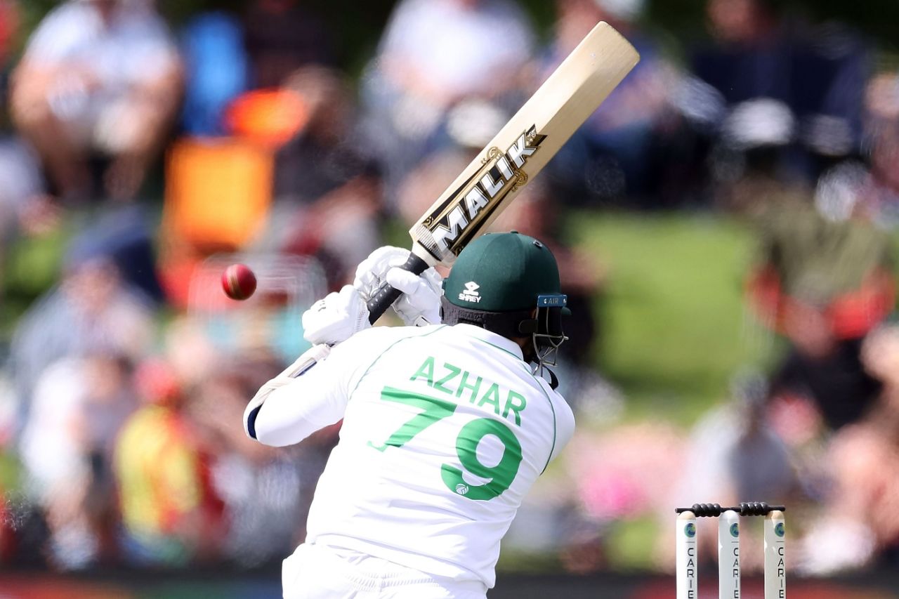 Azhar Ali hits one through the off side, New Zealand vs Pakistan, Christchurch, 1st day, 2nd Test, January 3, 2020