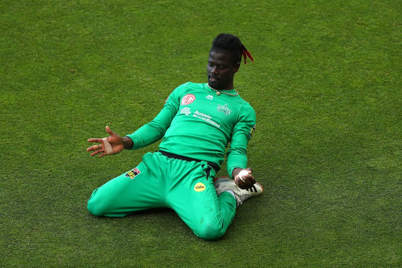 He's got the moves - Andre Fletcher pulled off two gravity-defying catches that were match turning, Hobart Hurricanes vs Melbourne Stars, BBL 2020-21, Hobart, January 4, 2021