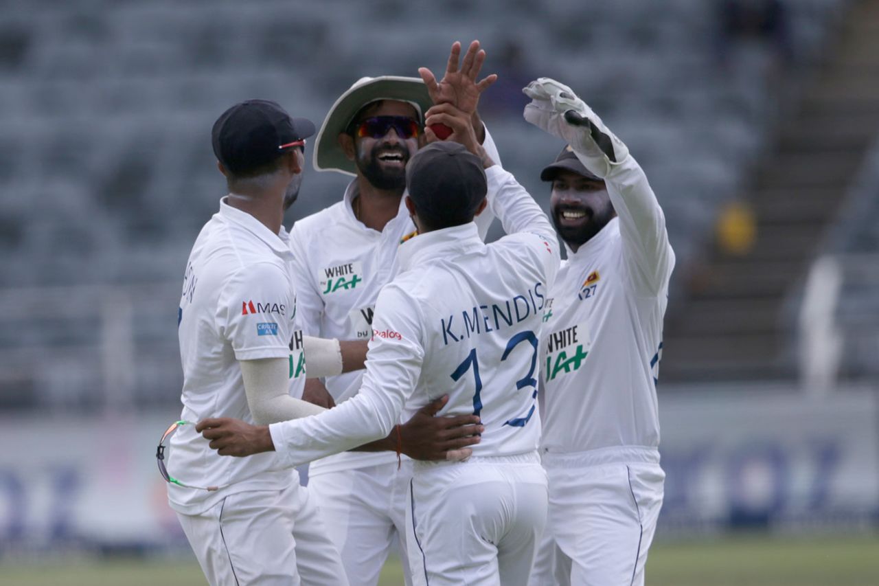 Sri Lanka celebrate another South African wicket, South Africa vs Sri Lanka, 2nd Test, 2nd day, Johannesburg, January 4, 2021