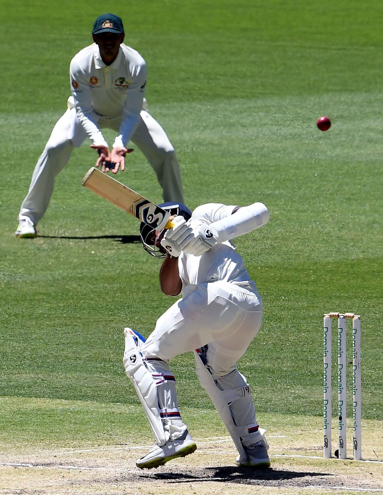 Umesh Yadav ducks a Mitchell Starc bouncer, Australia v India, 2nd Test, Melbourne, 3rd day, December 28, 2020



