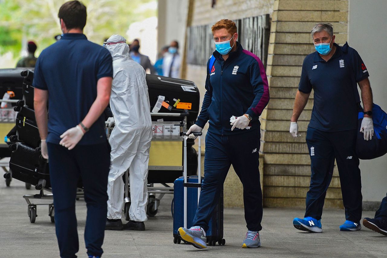 Jonny Bairstow and Chris Silverwood arrive in Sri Lanka, January 3, 2020