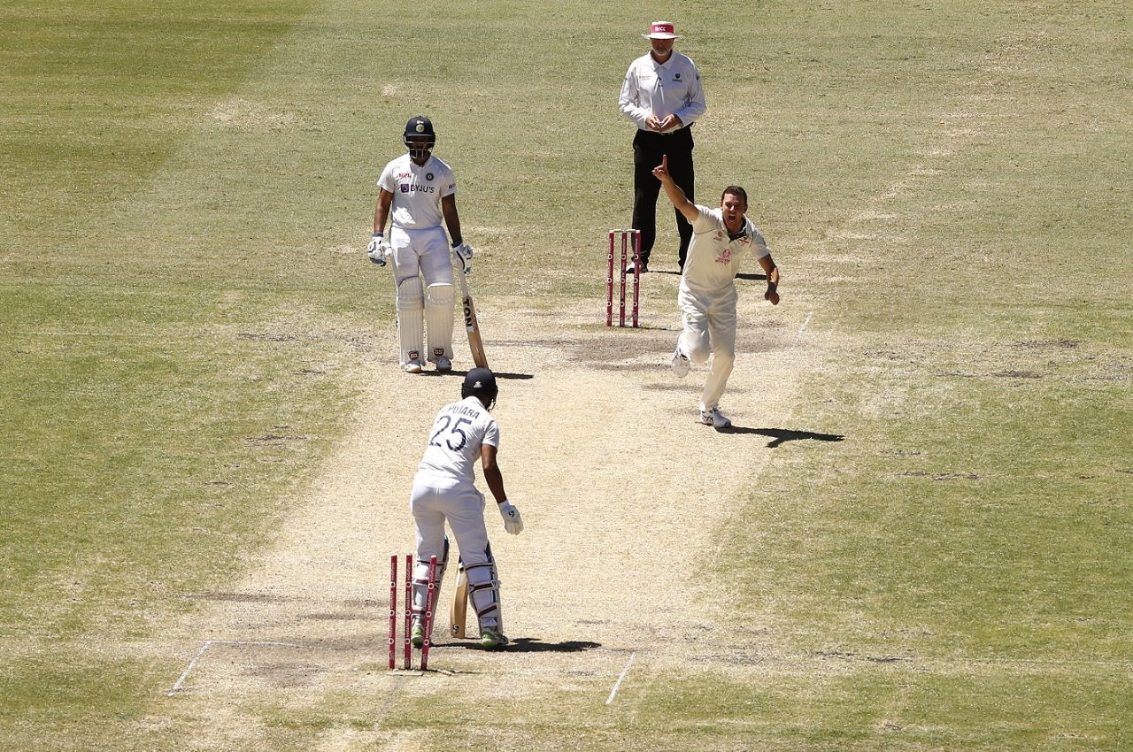 Josh Hazlewood cleans up Cheteshwar Pujara, Australia vs India, 3rd Test, Sydney, 5th day, January 11, 2021