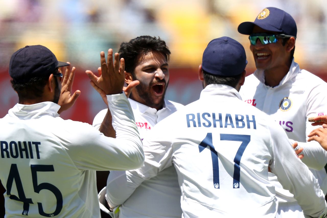 Shardul Thakur removed Marcus Harris with his first ball of the series, Australia vs India, 4th Test, Brisbane, January 15, 2021