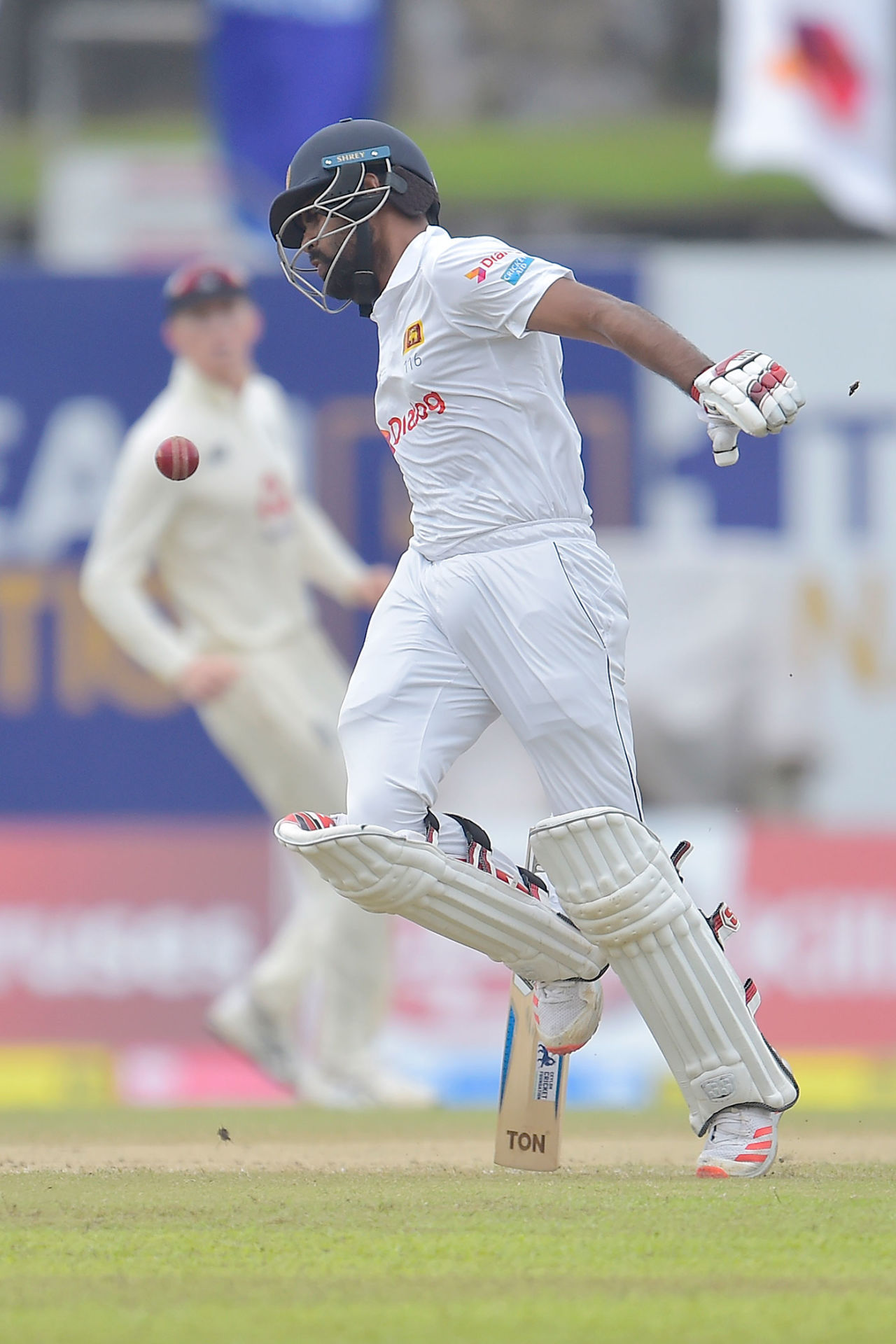 Lahiru Thirimanne dug in for Sri Lanka in their second innings, Sri Lanka v England, 1st Test, Galle, 3rd day, January 16, 2021