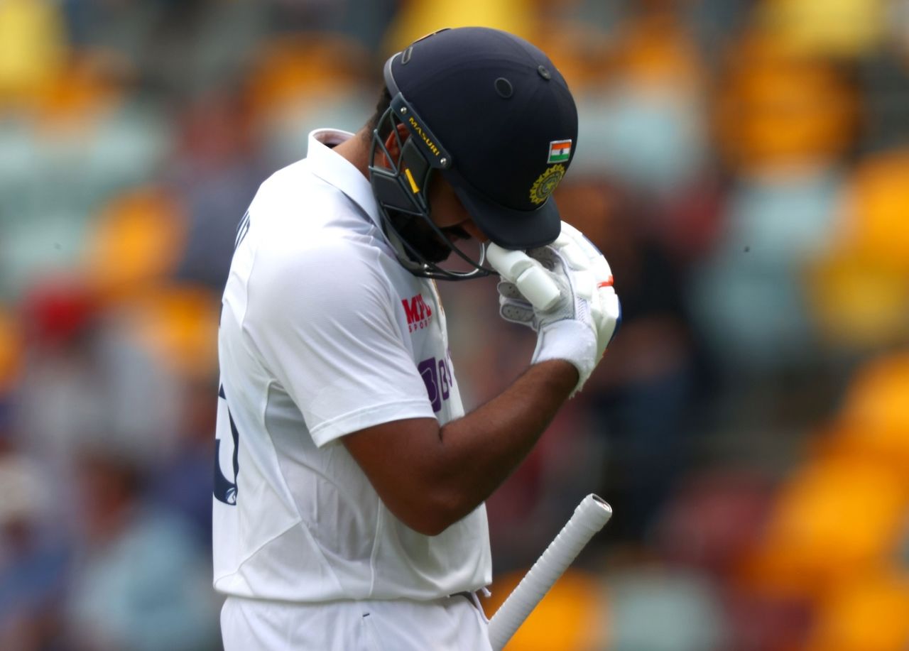 Rohit Sharma walks off dejected after being dismissed by Nathan Lyon, Australia vs India, 4th Test, Brisbane, 2nd day, January 16, 2021