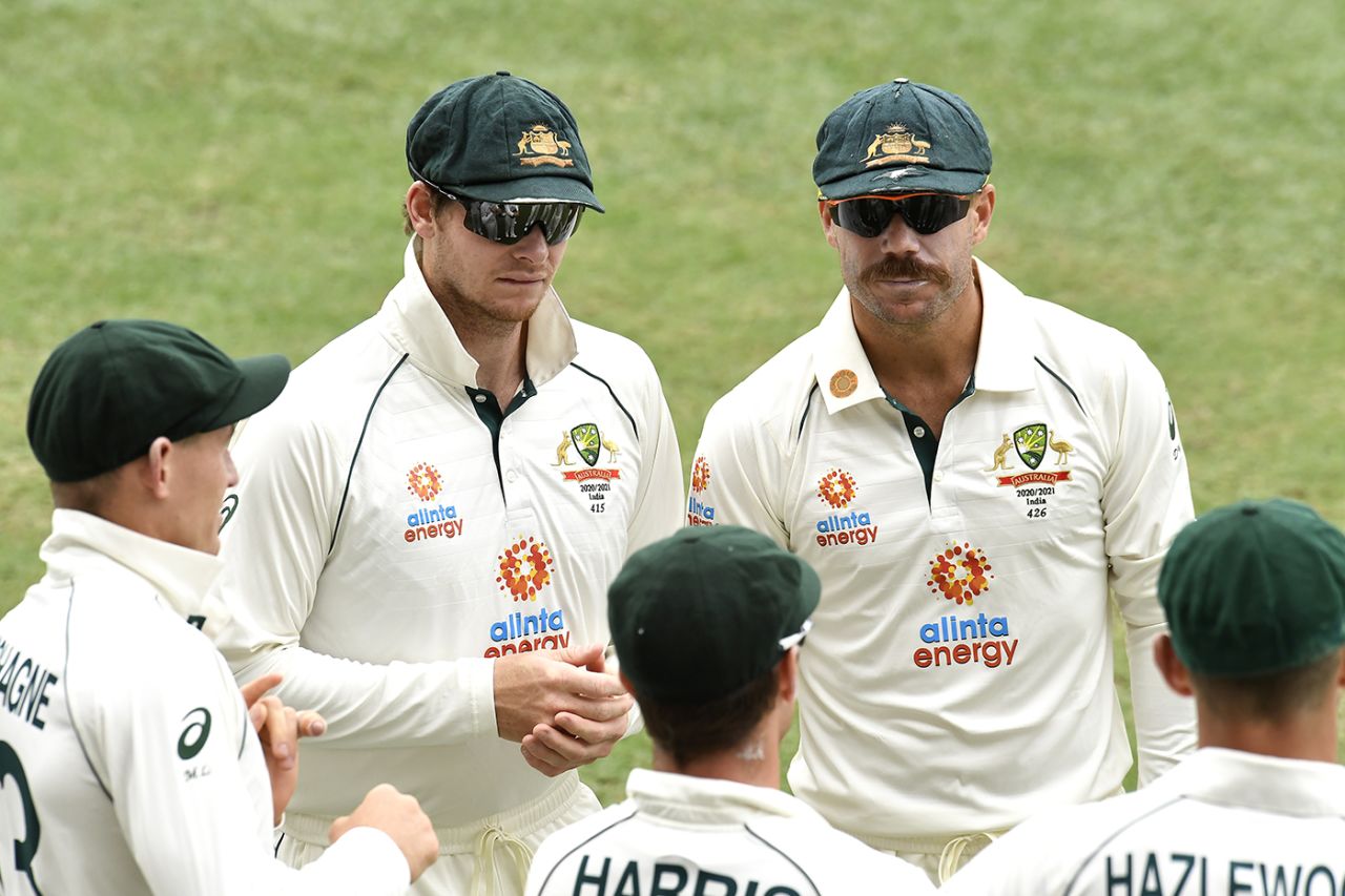 Steven Smith and David Warner in Australia's huddle, Australia vs India, 4th Test, Brisbane, 3rd day, January 17, 2021