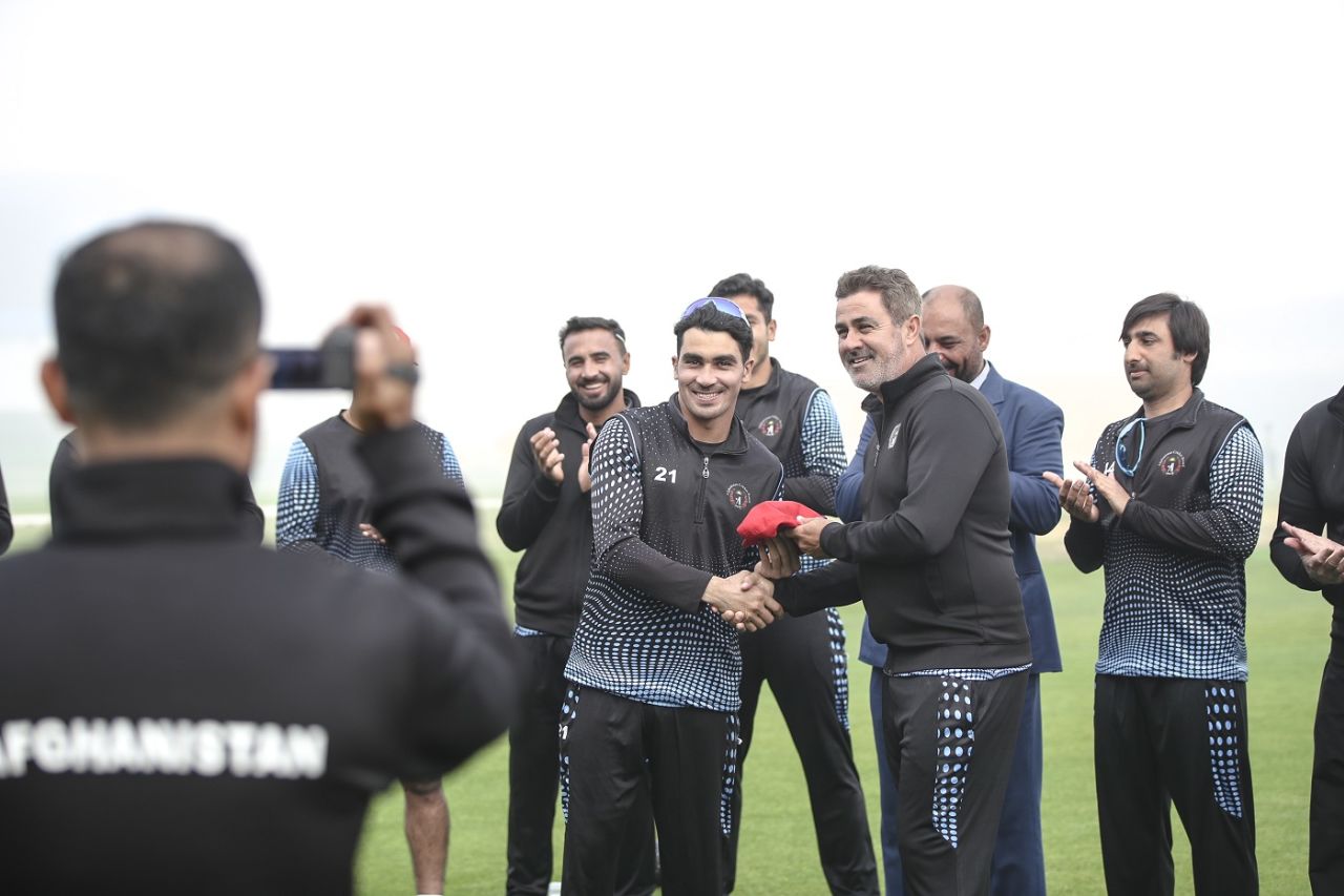 Rahmanullah Gurbaz receives his ODI cap from batting coach HD Ackerman, Afghanistan vs Ireland, 1st ODI, Abu Dhabi, January 21, 2021