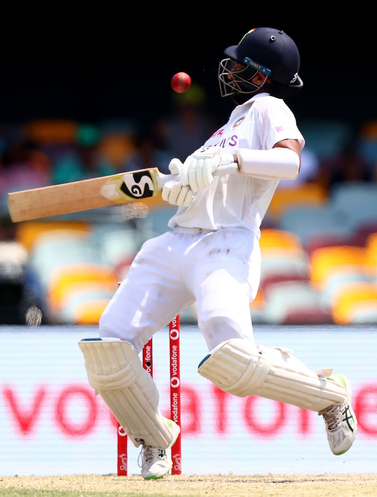 Cheteshwar Pujara tries to get away from a bouncer, Australia v India, 4thTest, Brisbane, 5th day, January 19, 2021