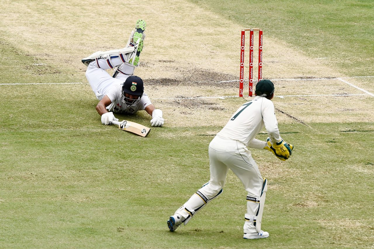 Cheteshwar Pujara dives into the crease, Australia v India, 4thTest, Brisbane, 5th day, January 19, 2021