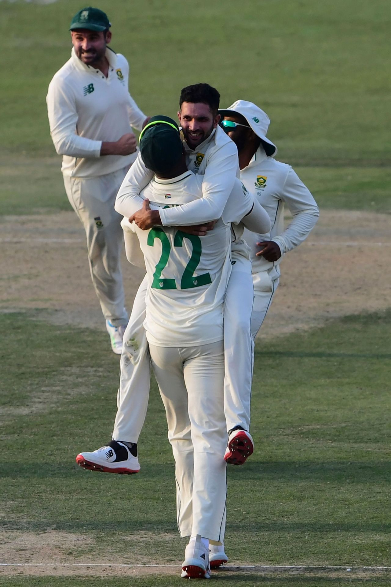 Keshav Maharaj struck twice in his first spell, Pakistan v South Africa, 2nd Test, Rawalpindi, 1st day, February 4, 2021