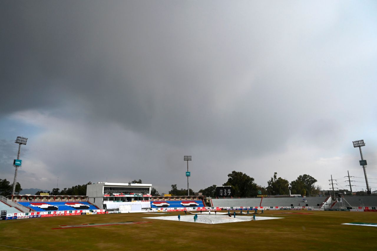 Dark clouds gather over the Rawalpindi ground, Pakistan v South Africa, 2nd Test, Rawalpindi, 1st day, February 4, 2021