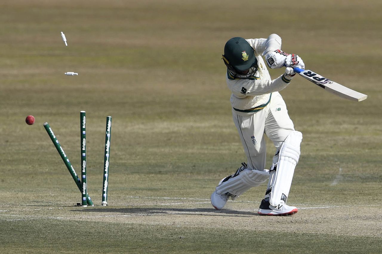 Keshav Maharaj was castled for 1, Pakistan vs South Africa, 2nd Test, Rawalpindi, 3rd day, February 6, 2021