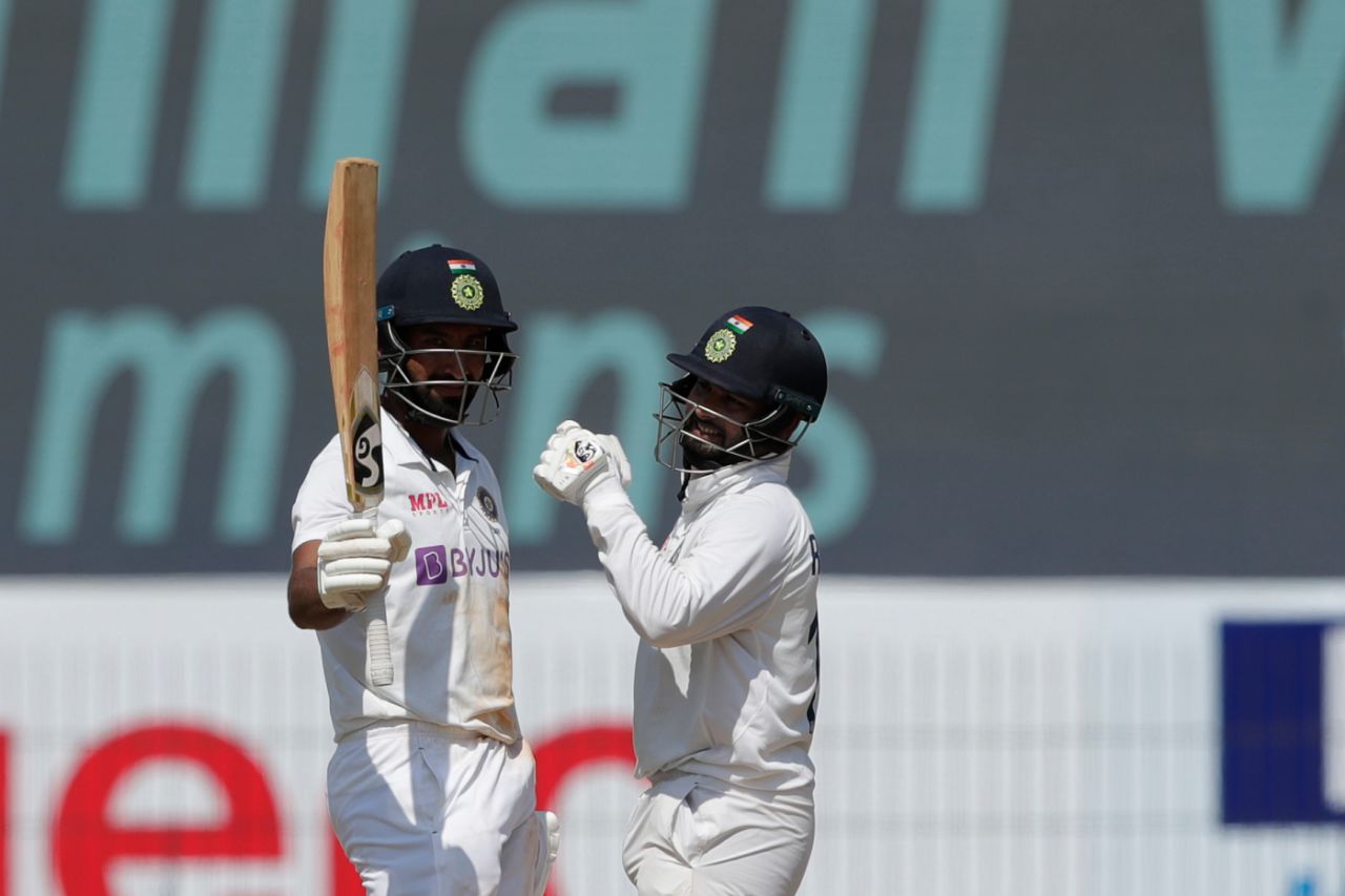 Rishabh Pant congratulates Cheteshwar Pujara on his fifty, India vs England, 1st Test, Chennai, 3rd day, February 7, 2021