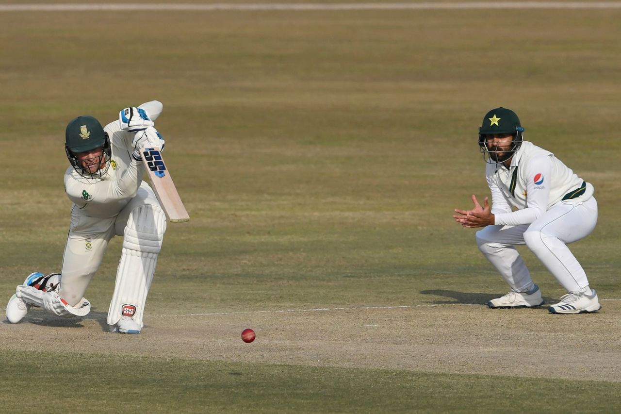 Rassie van der Dussen leans into a drive, Pakistan vs South Africa, 2nd Test, Rawalpindi, 4th day, February 7, 2021