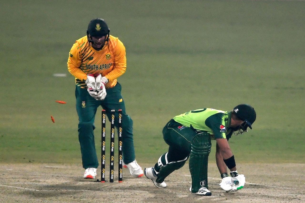 Hussain Talat's stumping was very very tight and is certain to kick up debate, Pakistan vs South Africa, 1st T20I, Lahore, February 11, 2021
