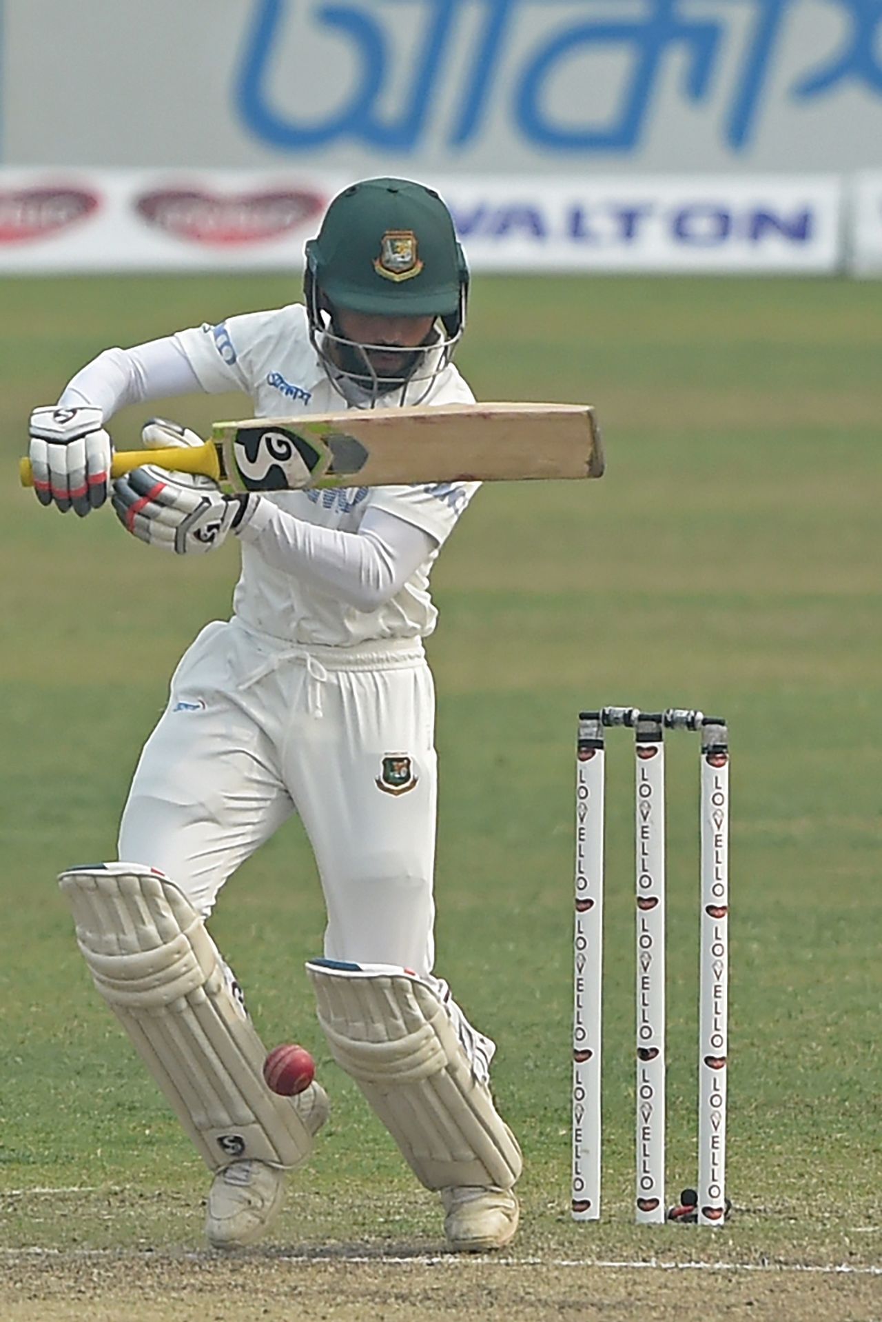 Mominul Haque negotiates a short ball, Bangladesh vs West Indies, 2nd Test, Dhaka, 2nd day, February 12, 2021