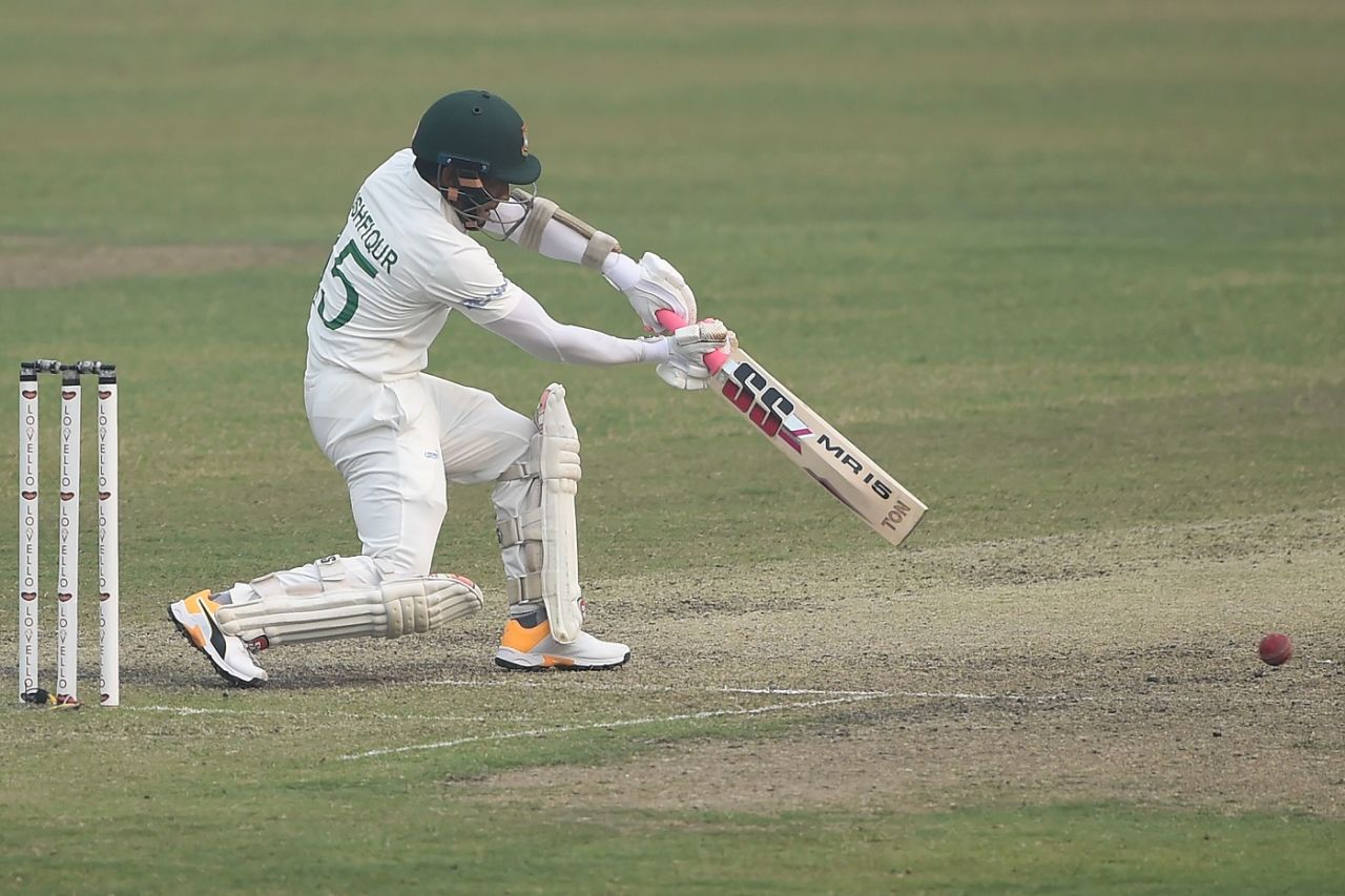 Mushfiqur Rahim drives one through covers, Bangladesh vs West Indies, 2nd Test, Dhaka, 2nd day, February 12, 2021