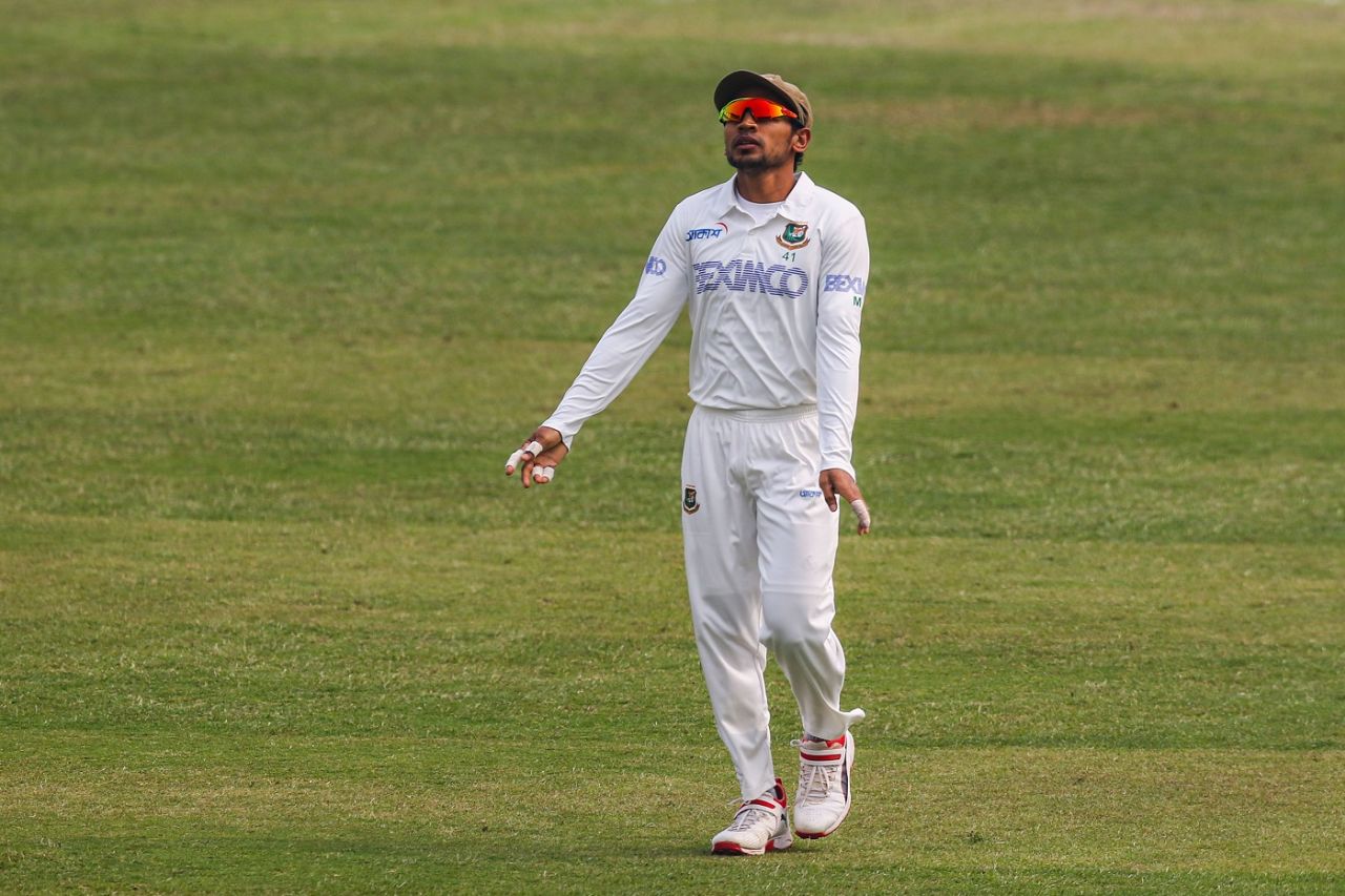 Mushfiqur Rahim reacts to a close call while fielding, Bangladesh vs West Indies, 2nd Test, Dhaka, 2nd day, February 12, 2021