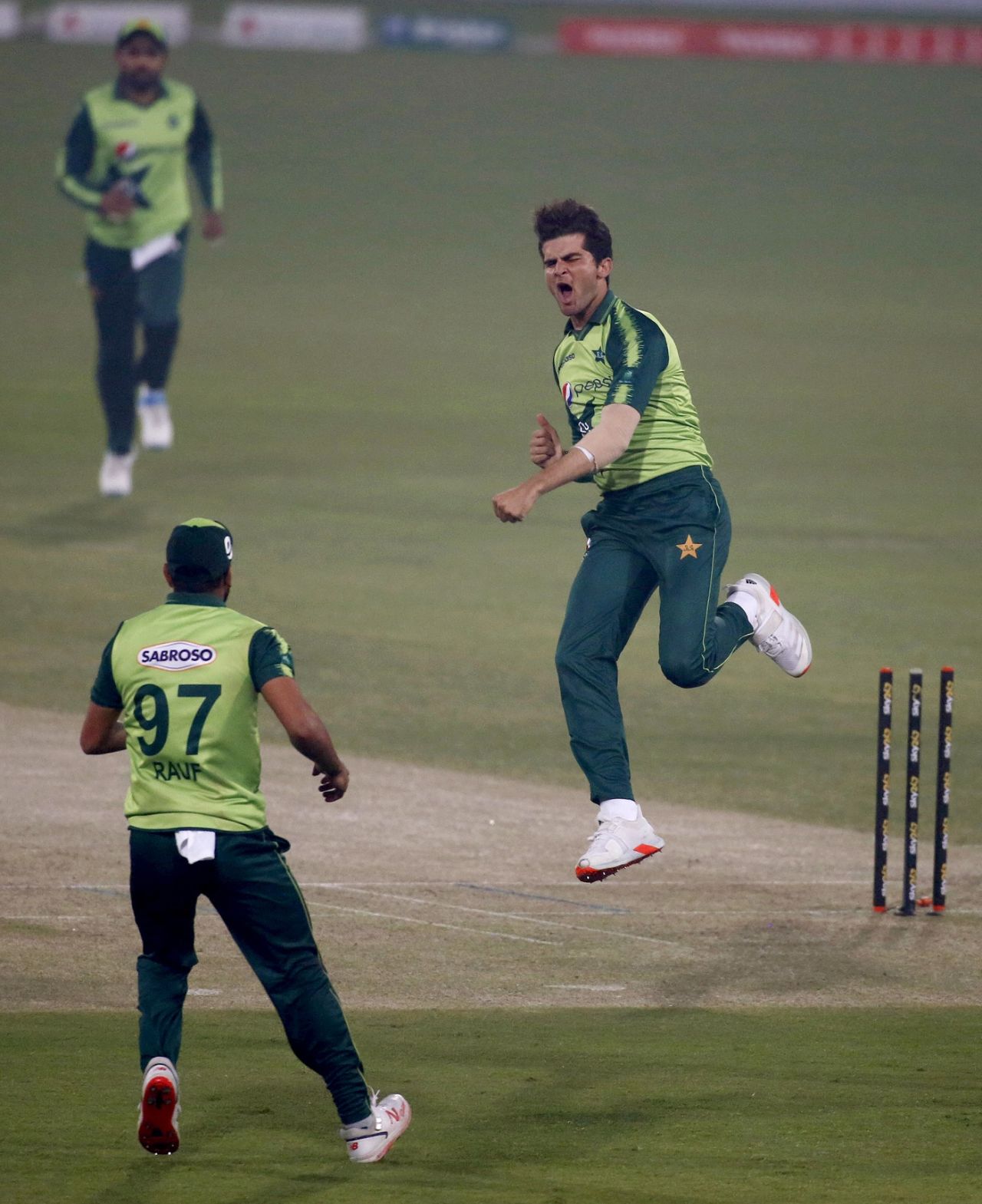 Shaheen Shah Afridi is pumped up after dismissing Janneman Malan, Pakistan vs South Africa, 2nd T20I, Lahore, February 13, 2021
