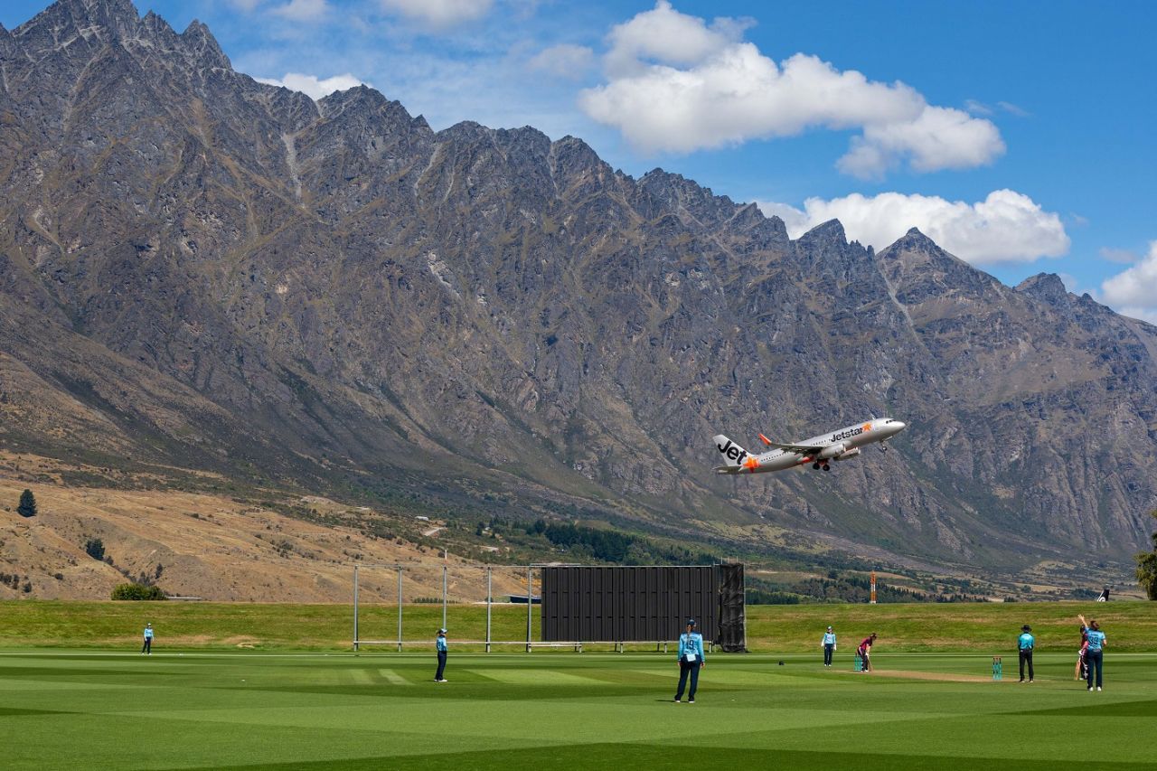 An aeroplane takes off in the backdrop as play gets underway at the John Davies Oval, New Zealand Women XI and England Women, first 50-over warm-up, Queenstown, February 14, 2021