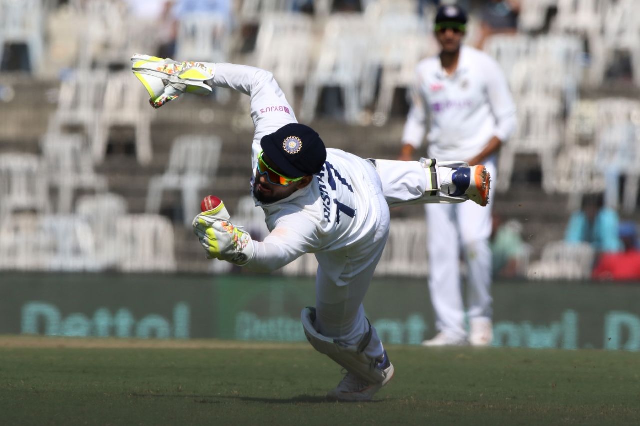 Rishabh Pant dives to catch out Jack Leach, India vs England, 2nd Test, Chennai, 2nd day, February 14, 2021