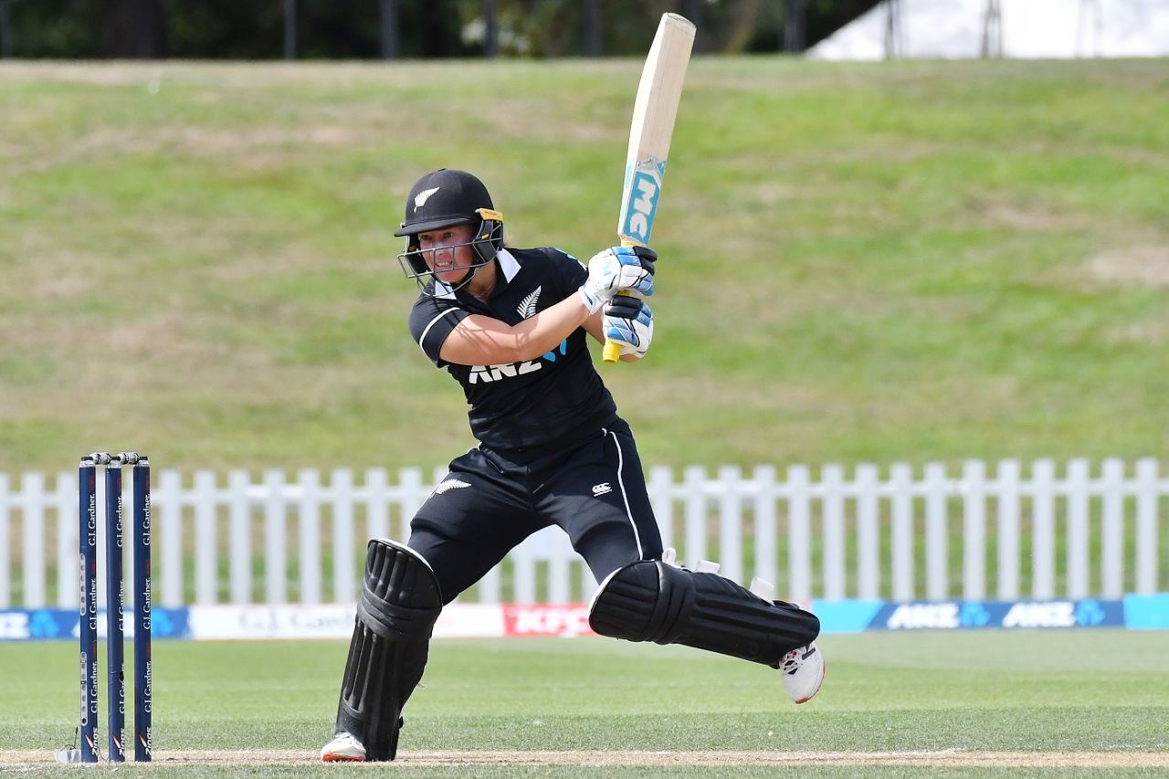 Hayley Jensen plays one on the off side, New Zealand Women vs England Women, 1st ODI, Christchurch, February 23, 2021