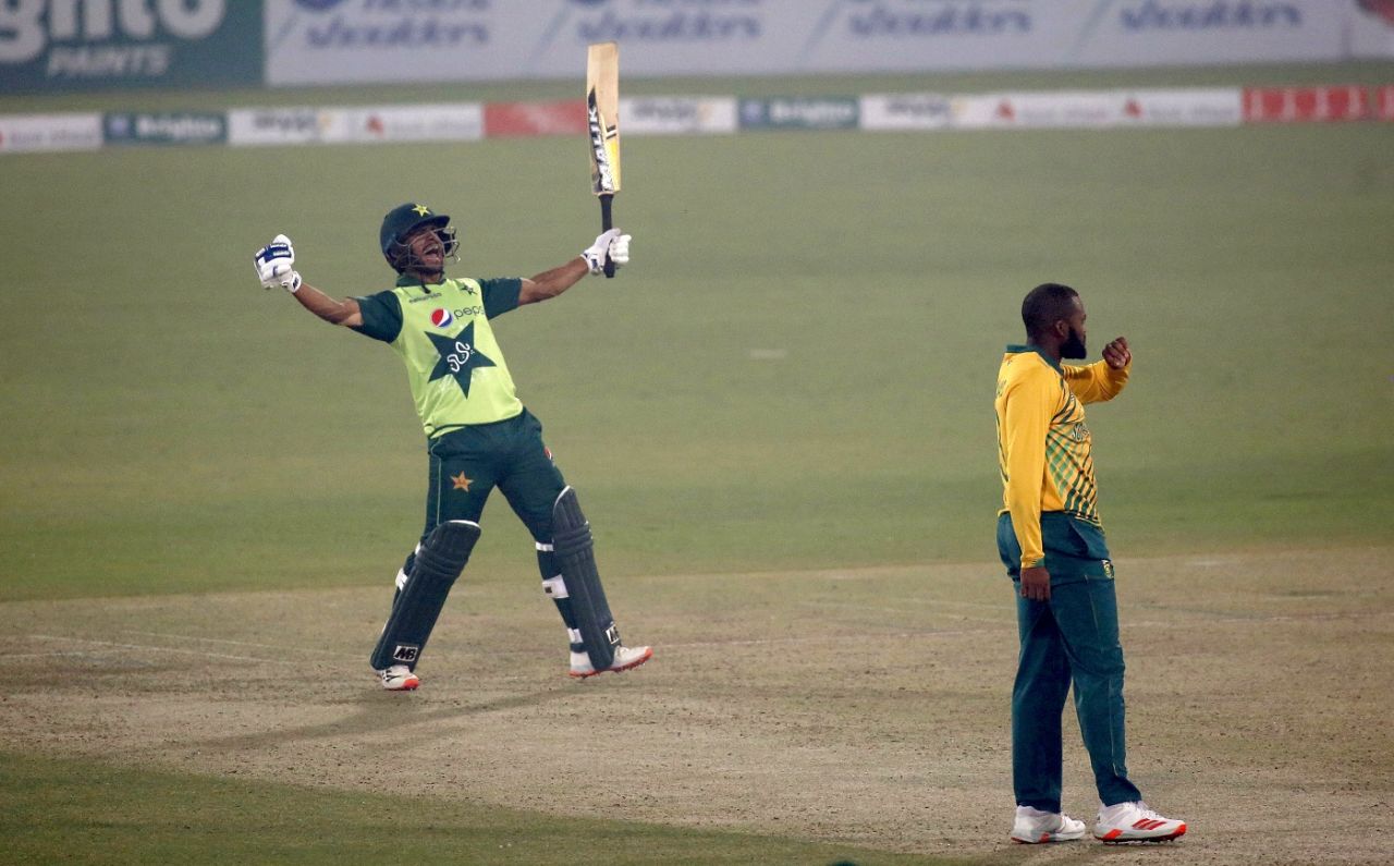 Hasan Ali roars after hitting the winning runs, Pakistan v South Africa, 3rd T20I, Lahore, February 14, 2021