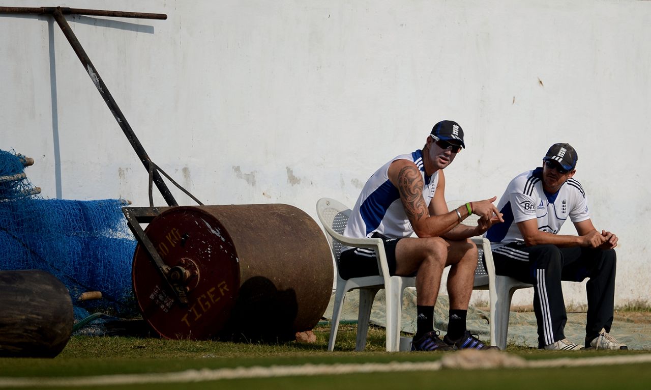 Kevin Pietersen and Andy Flower talk by the boundary side of the tour game, Haryana v England XI, tour match, Ahmedabad, 2nd day, November 9, 2012